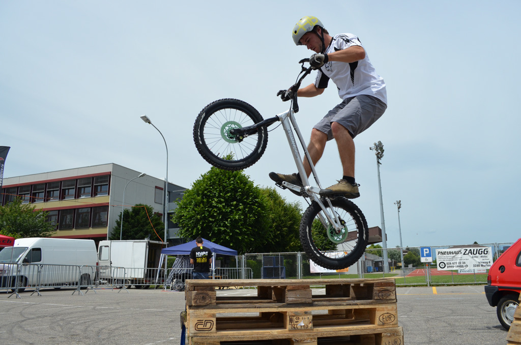 stunt%20(111)
