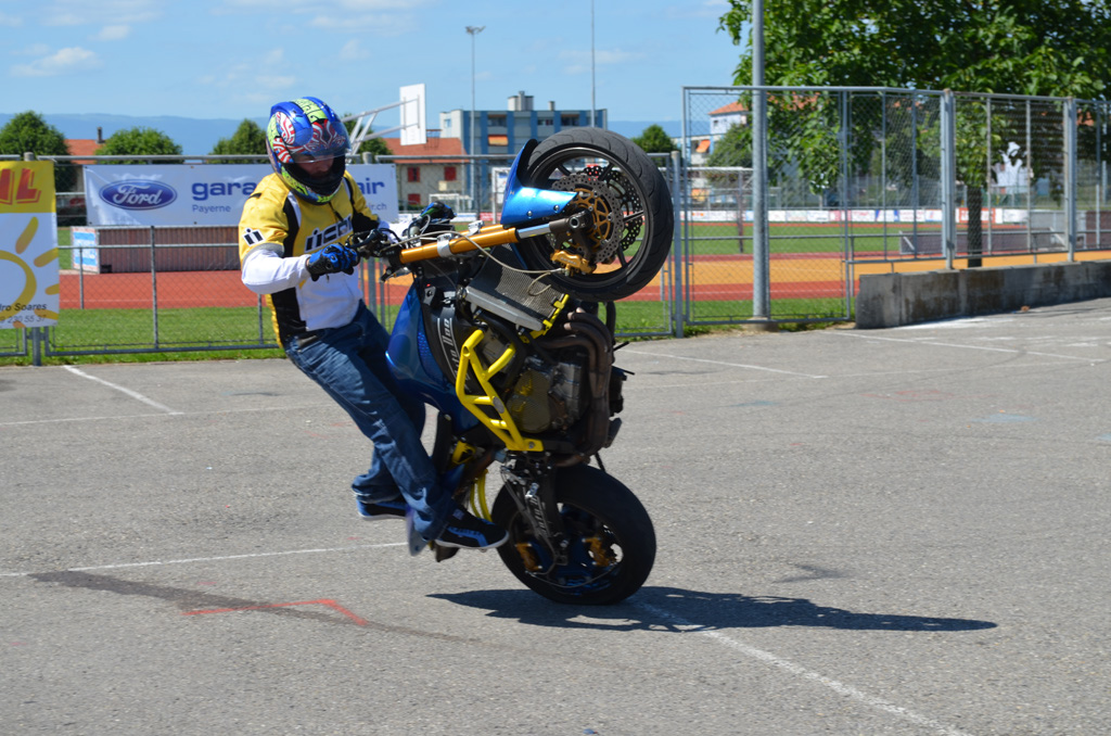 stunt%20(157)