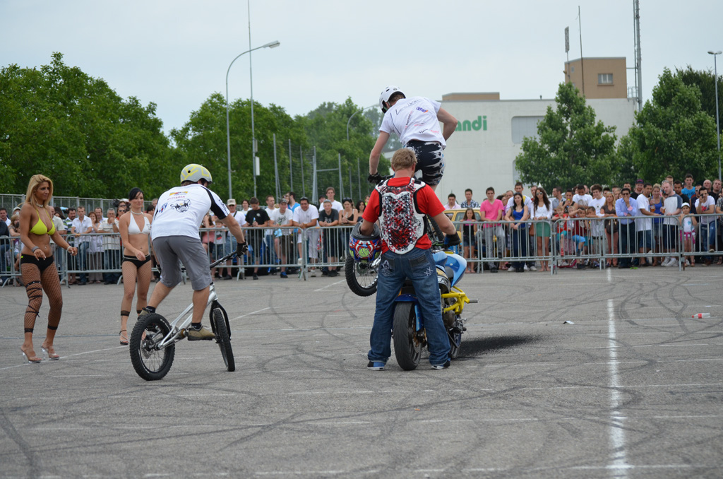stunt%20(166)