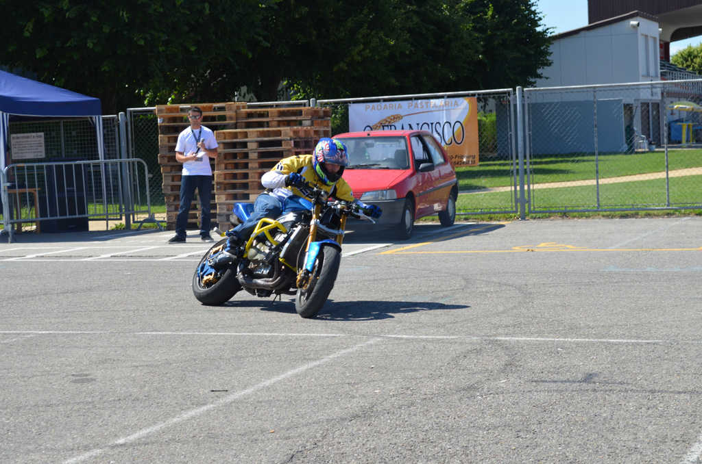 stunt%20(169)