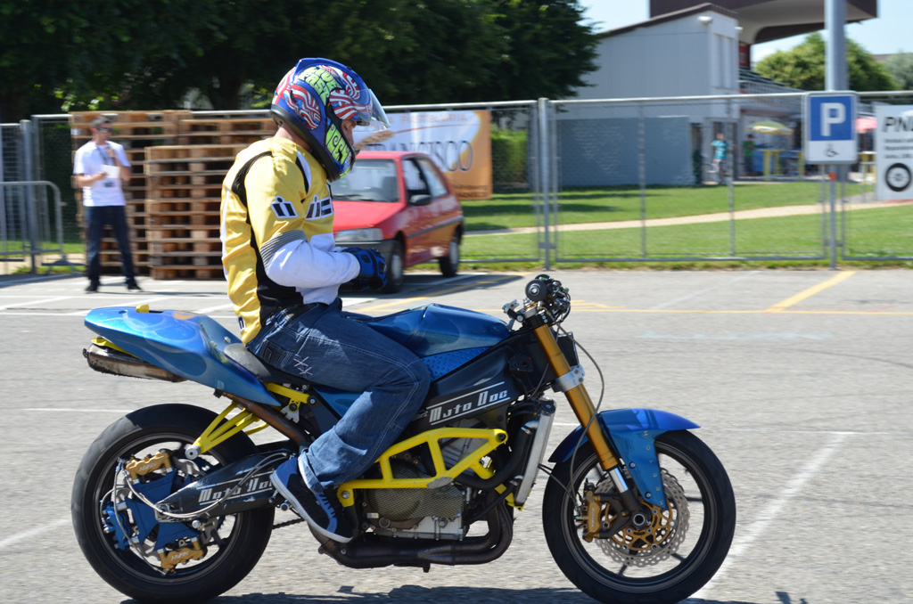 stunt%20(173)