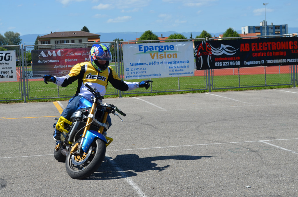 stunt%20(175)