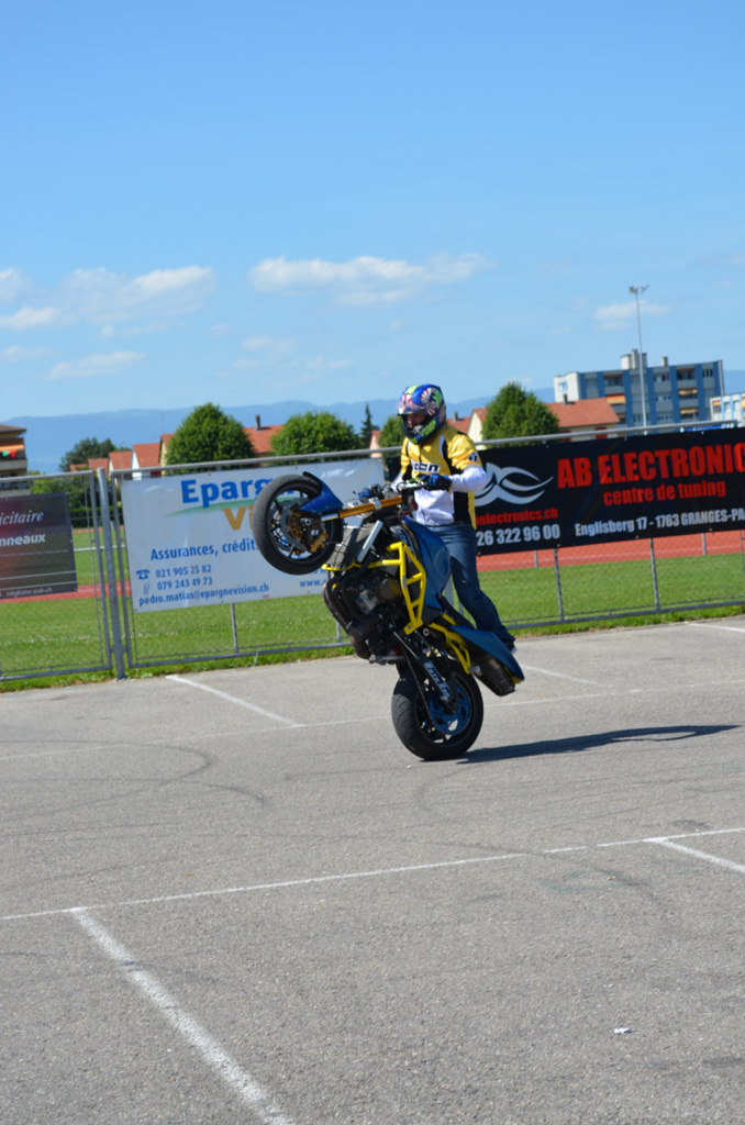 stunt%20(177)
