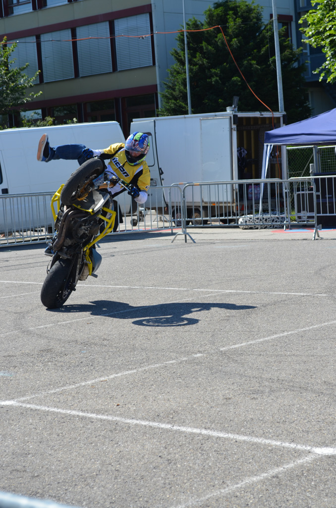 stunt%20(182)