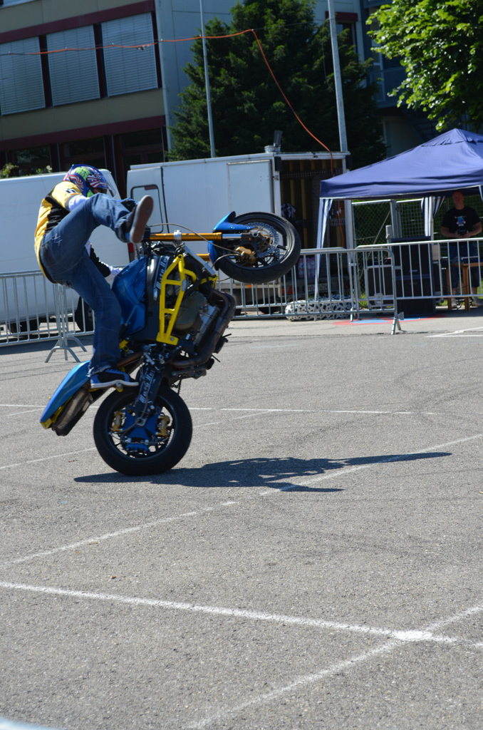stunt%20(184)