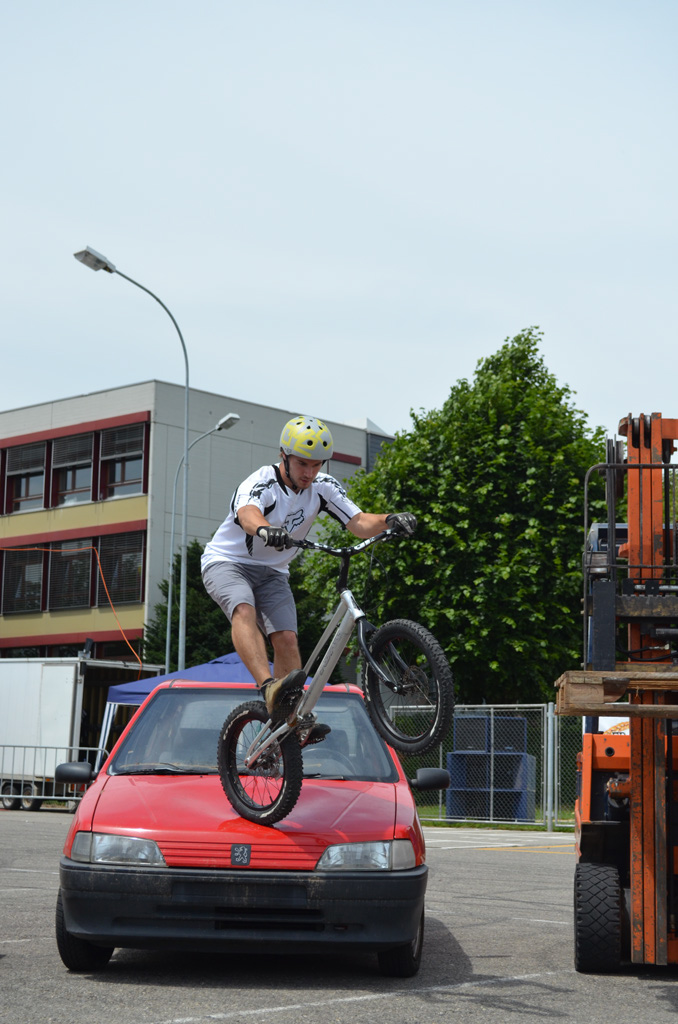 stunt%20(19)