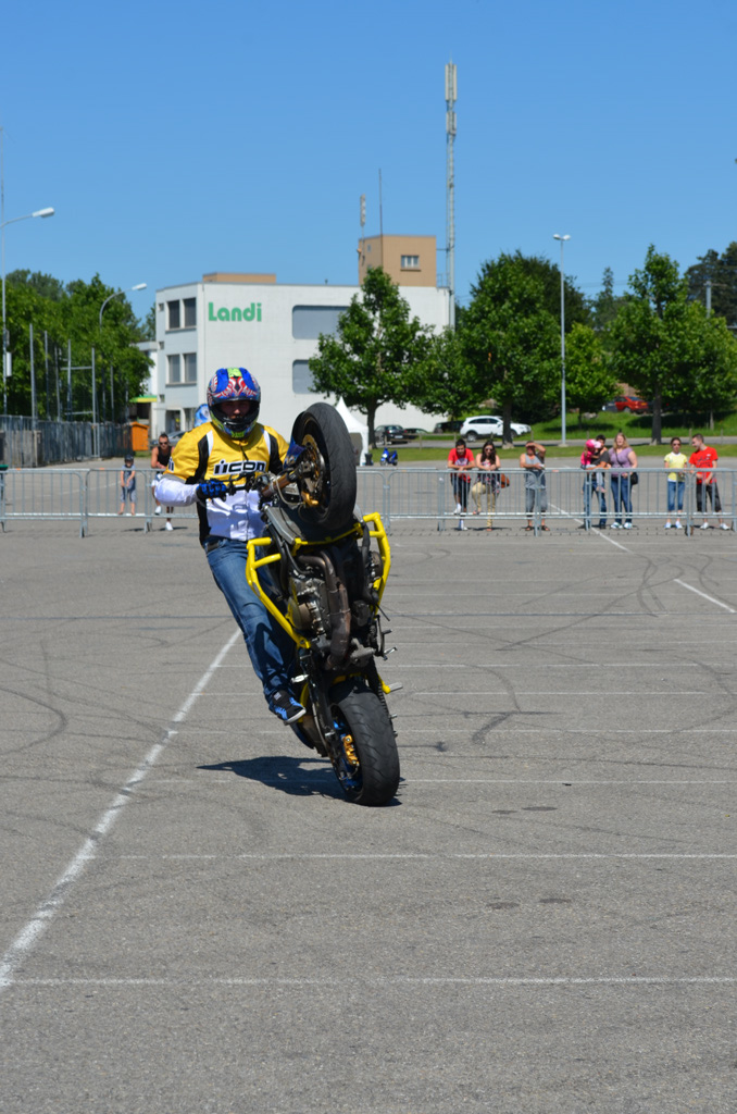 stunt%20(200)
