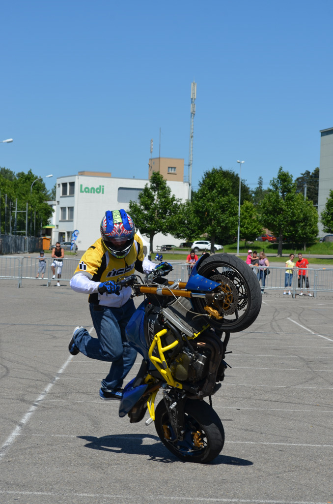 stunt%20(206)