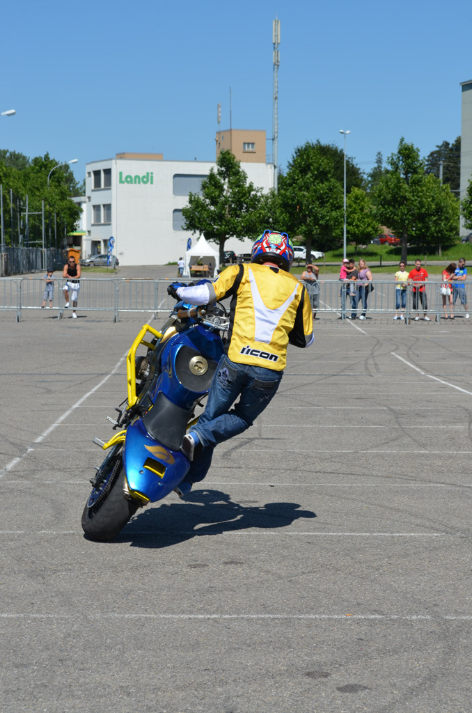 stunt%20(210)