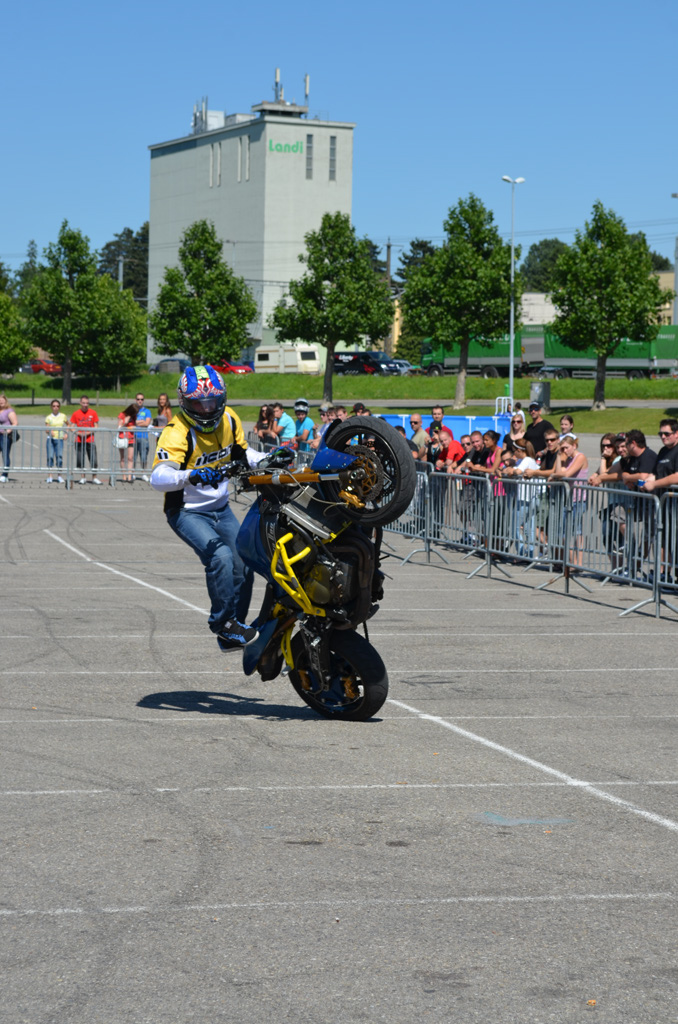 stunt%20(212)