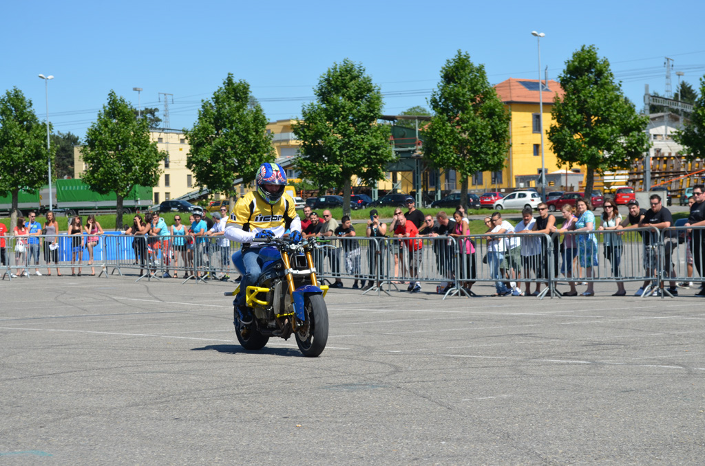stunt%20(216)