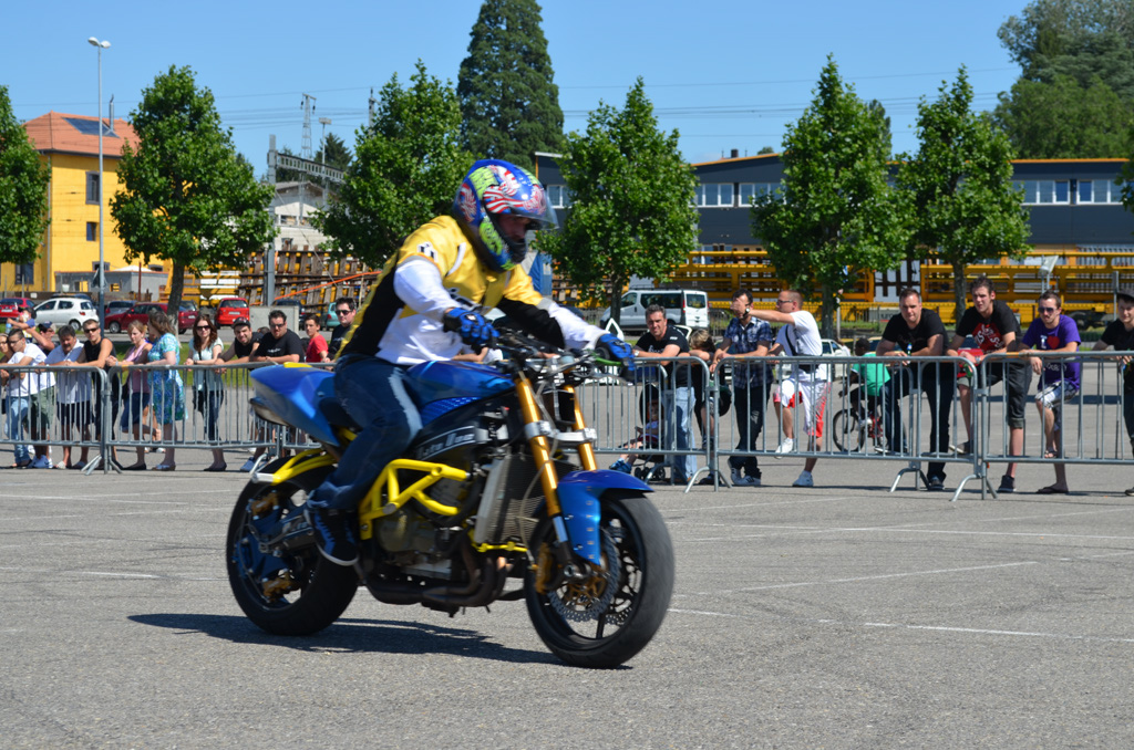 stunt%20(218)