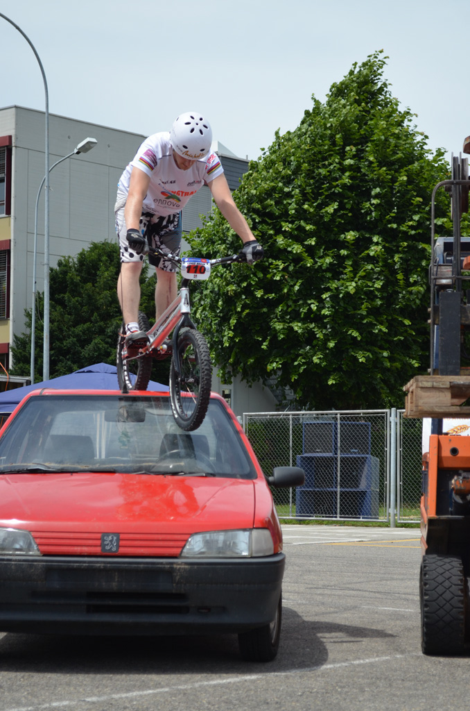 stunt%20(22)