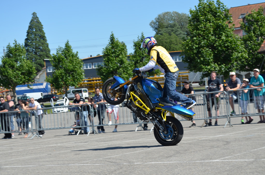 stunt%20(220)