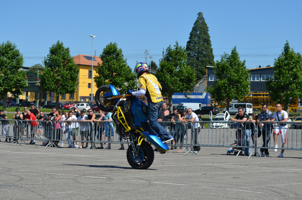 stunt%20(222)