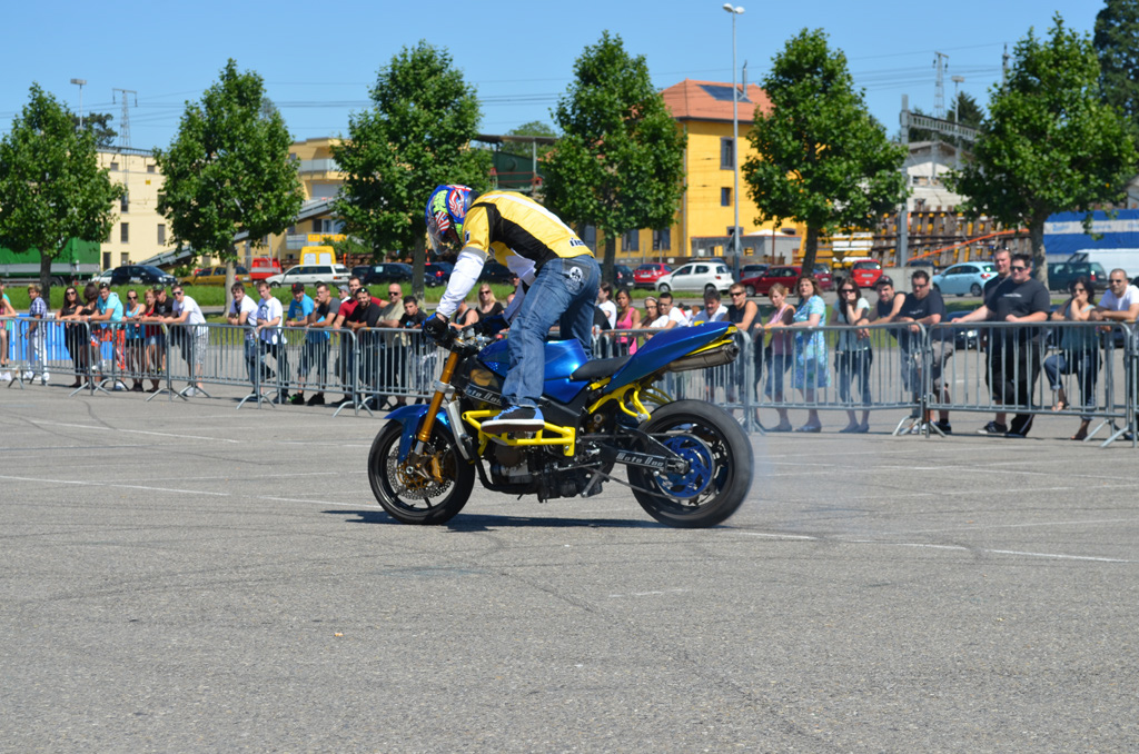 stunt%20(232)