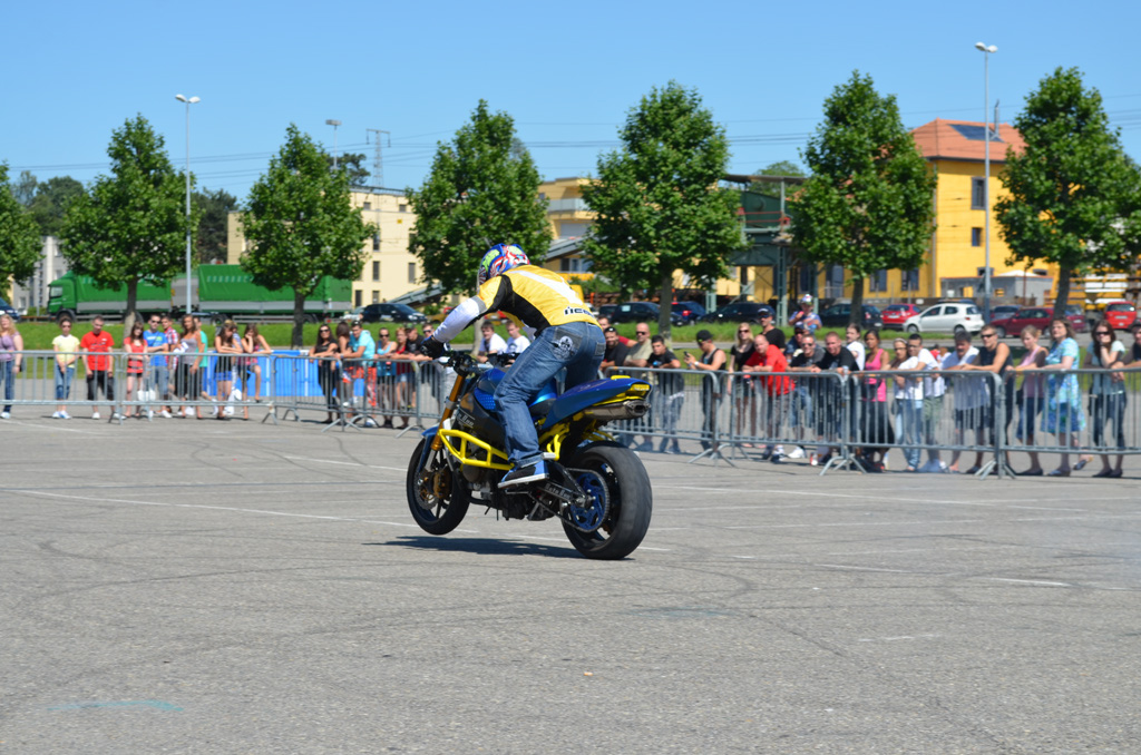 stunt%20(233)