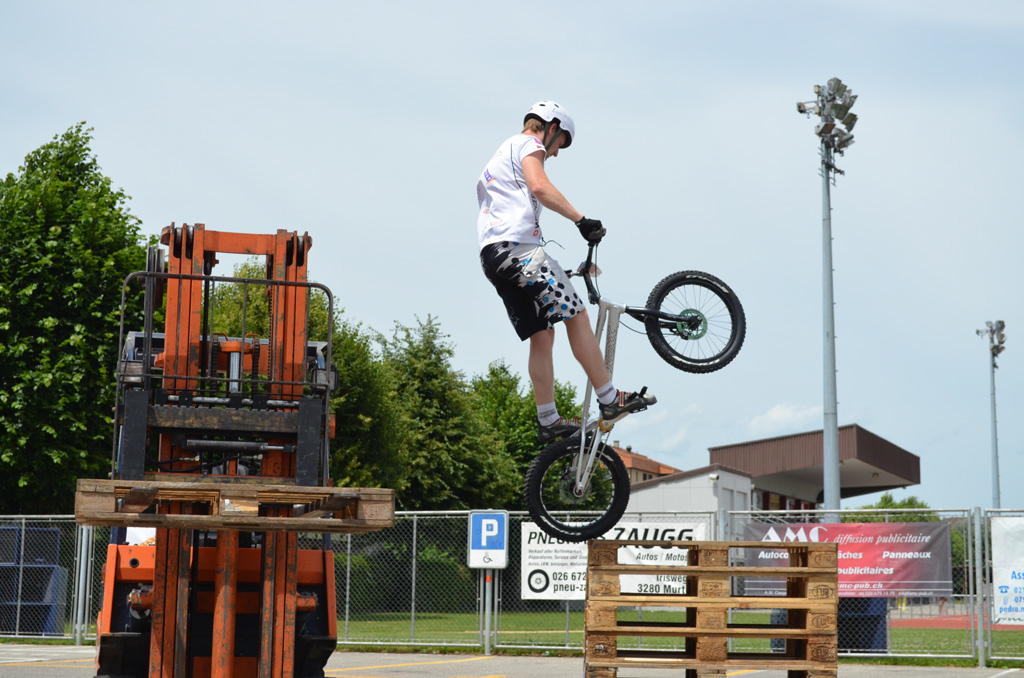 stunt%20(28)