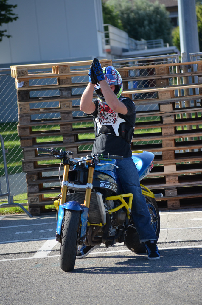 stunt%20(326)