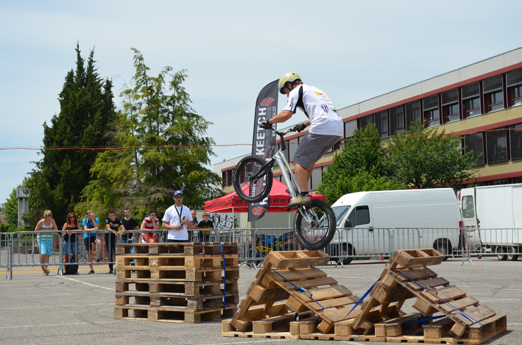 stunt%20(35)