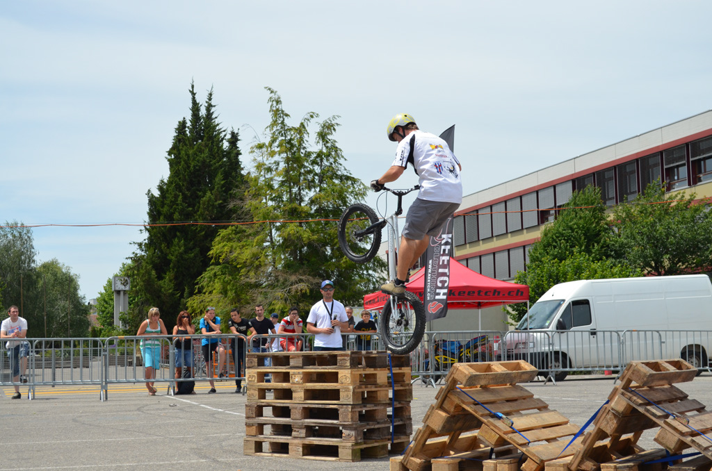 stunt%20(36)