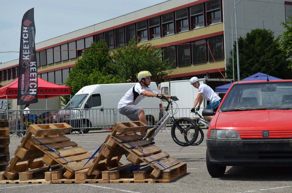 stunt%20(38)