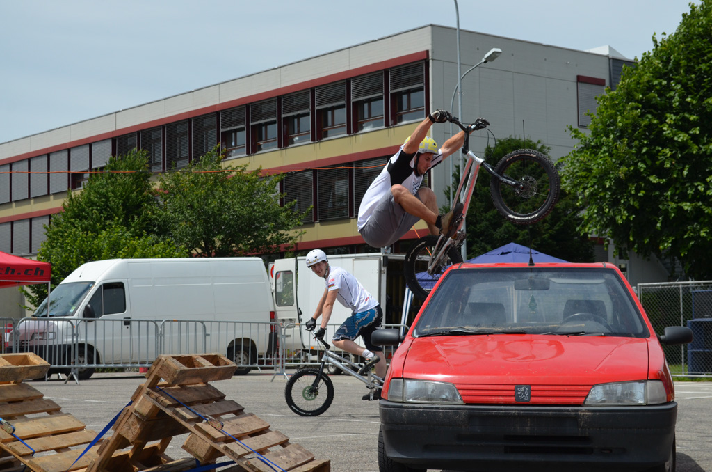 stunt%20(40)
