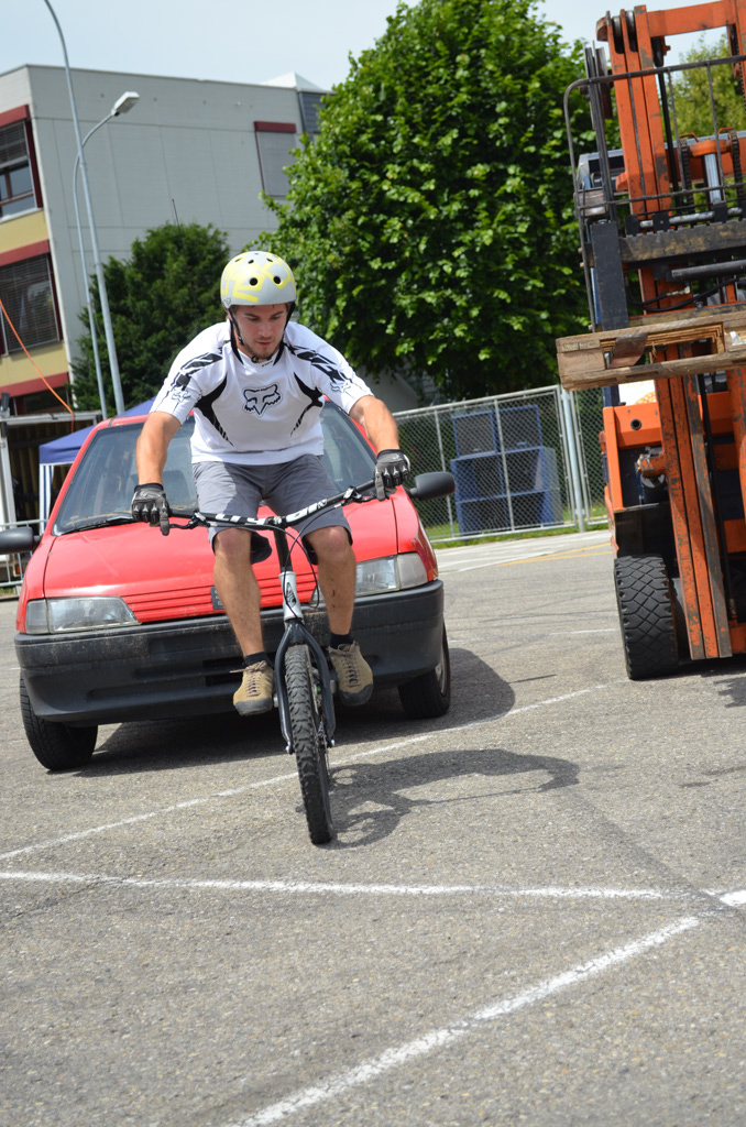 stunt%20(42)