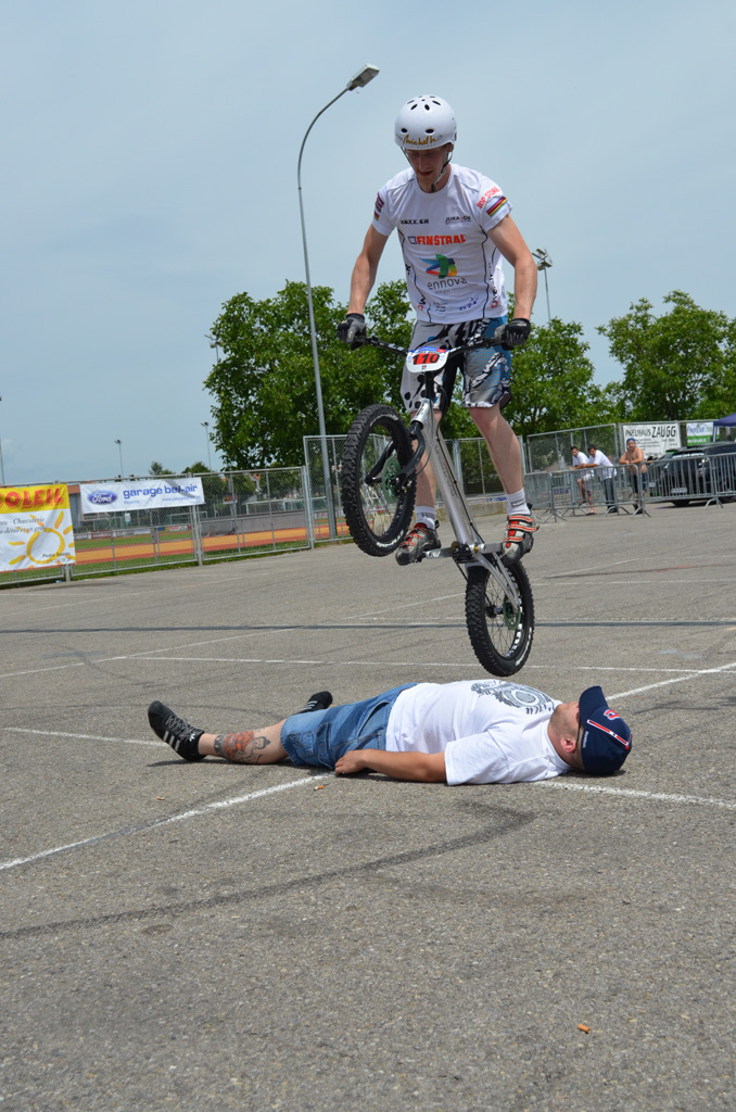 stunt%20(72)