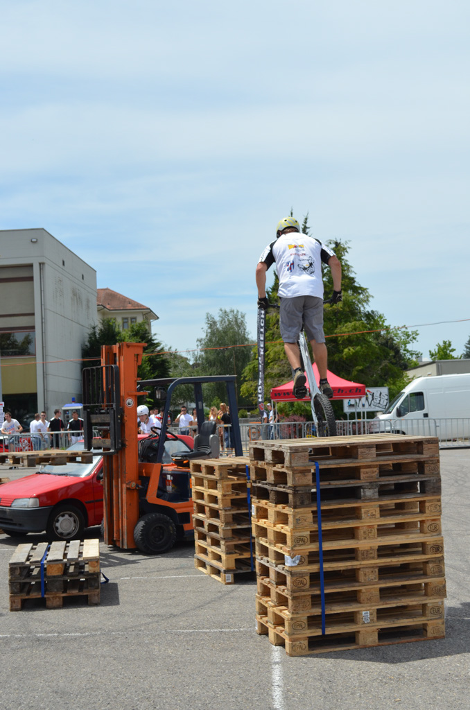 stunt%20(73)