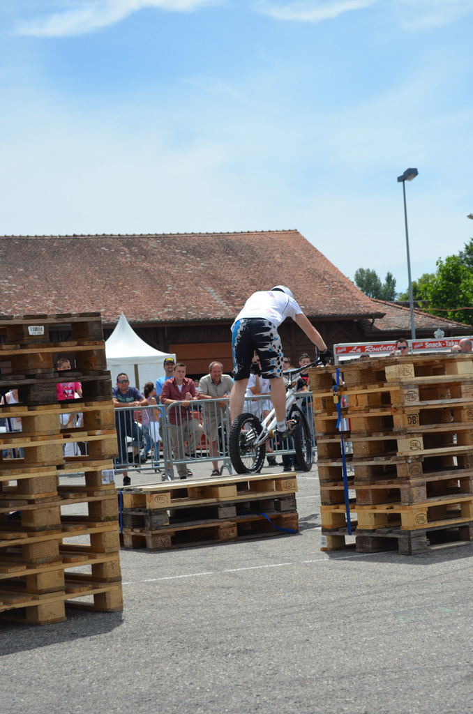 stunt%20(79)