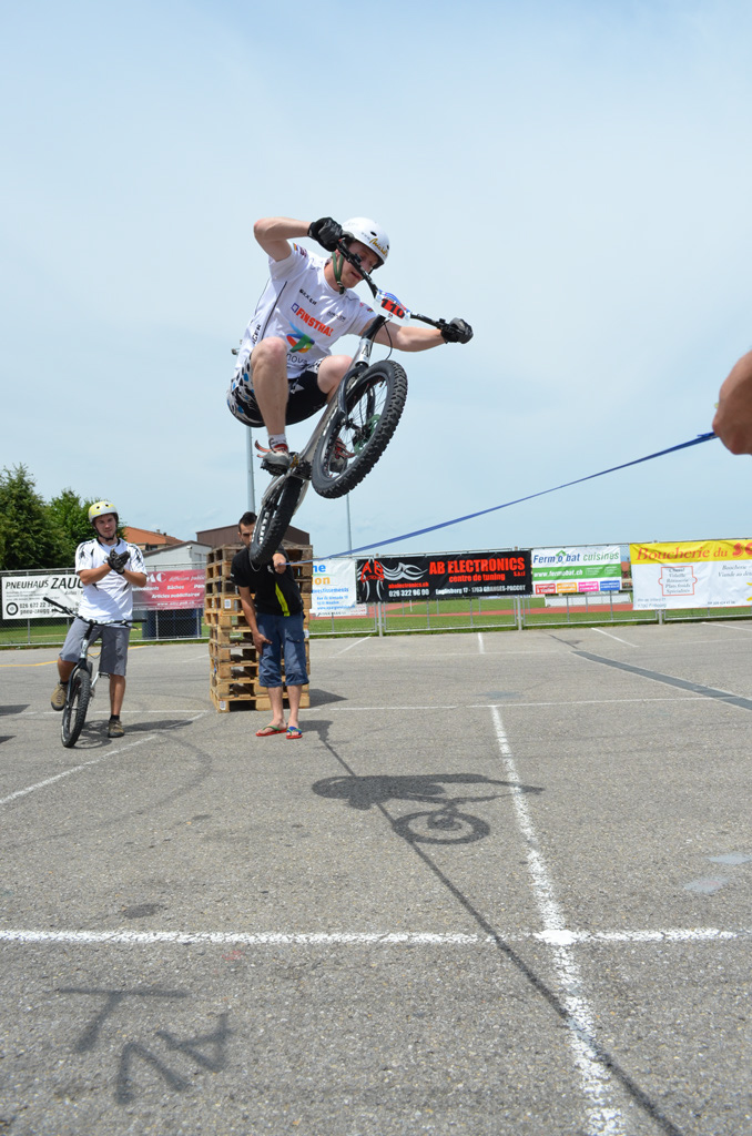 stunt%20(98)